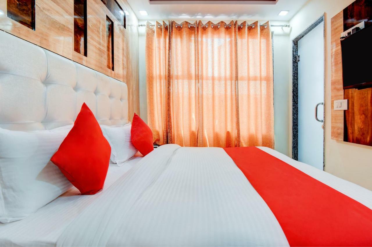 Hotel Kaushal Palace Нью-Дели Экстерьер фото